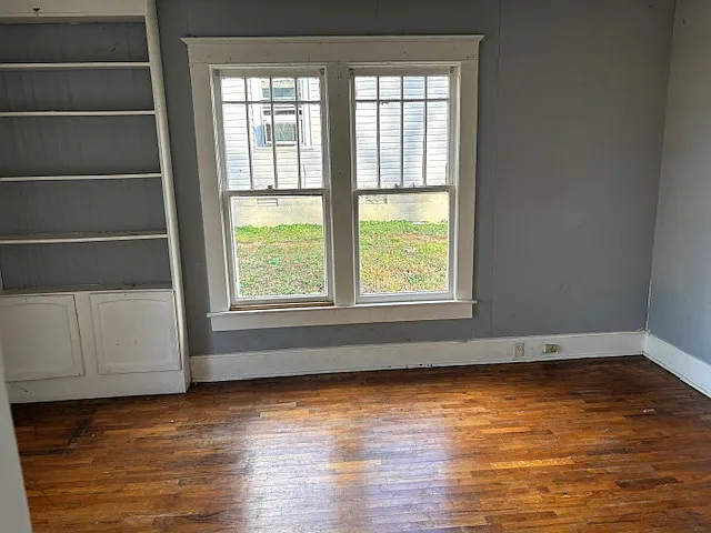 334 E Forest Ave — Photo 4