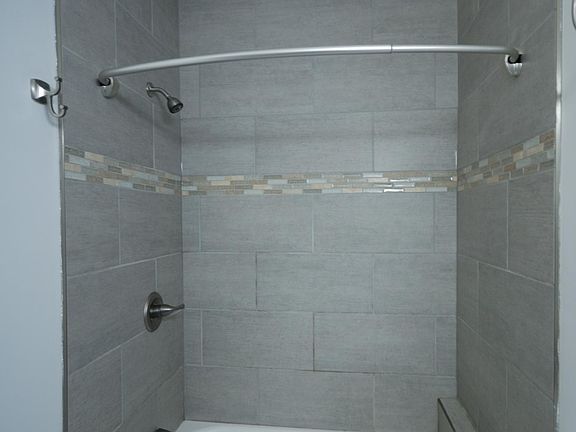 3rd image of 1821 N Willington St #B