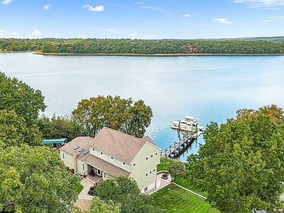 4th image of 43 Cliff Dr