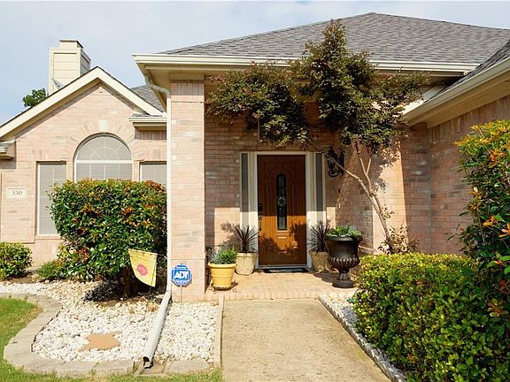 2nd image of 530 Briaroaks Dr