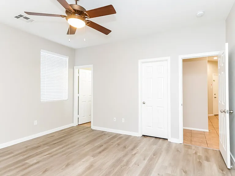 11065 Romola St — Photo 10