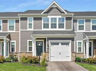 2042 Cade Dr, Monaca, PA 15061