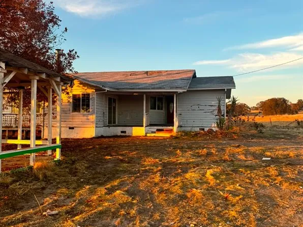 10044 Roach Dr, Valley Springs, CA 95252