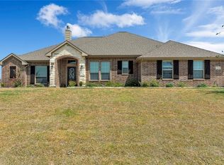 112 Heather Ln, Decatur, TX 76234