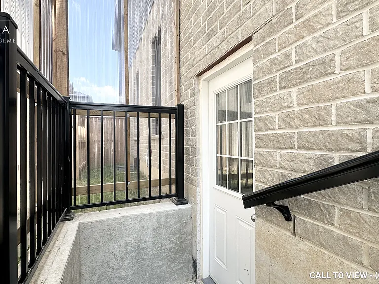 1584 Applerock Ave #2 — Photo 9