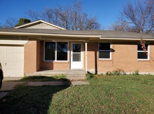 1105 Manhattan Dr, Denton, TX 76209