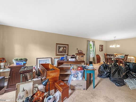 3rd image of 16002 Colletta Ln