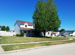 110 Old Farm Mid Ct, Bradley, IL 60915