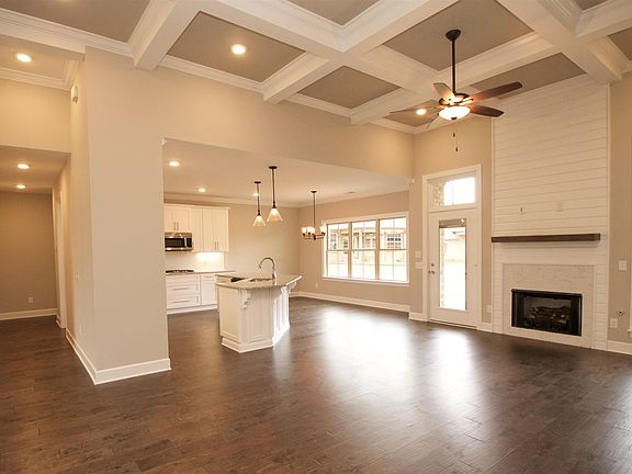 3rd image of 114 Thornwood Pl Lot 105