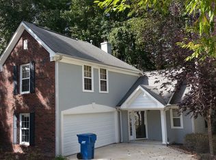 627 N Fairfield Dr, Peachtree City, GA 30269