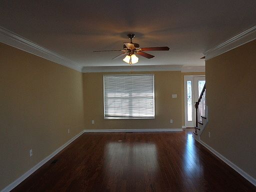 4th image of 3300 Stars Cove Ln