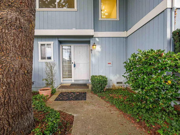 20115 Redwood Rd APT 9, Castro Valley, CA 94546
