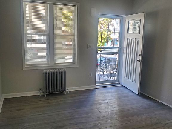 2nd image of 5640 Chester Ave Floor 1