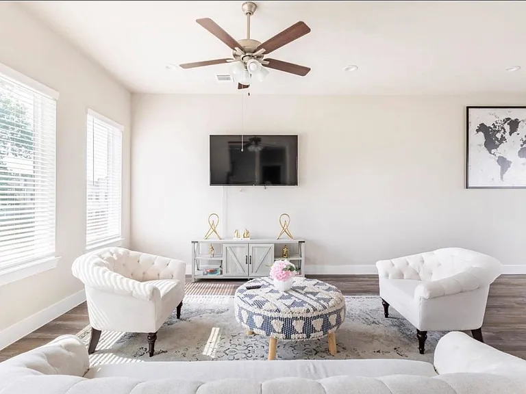 1740 Cove Crescent Ct — Photo 33