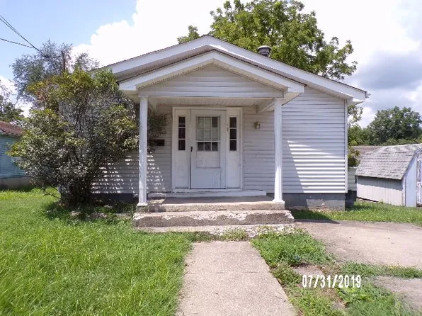 303 Beech St, Falmouth, KY 41040