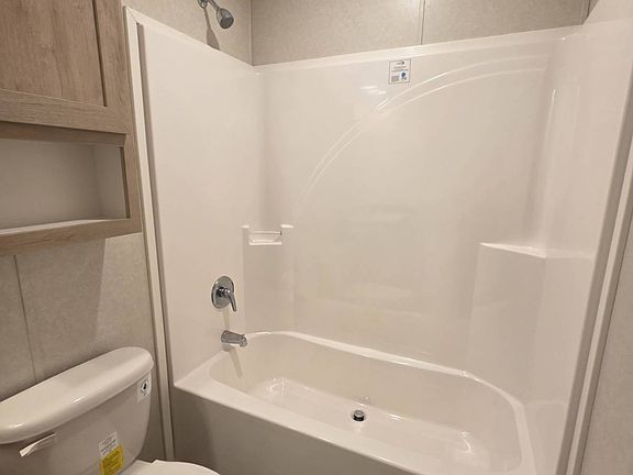 4th image of 111 Willow Oak Dr #111WIL