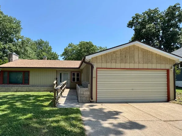 215 N Normal St, Macomb, IL 61455