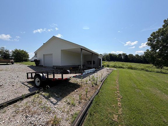 5th image of 12985 Marion Rd