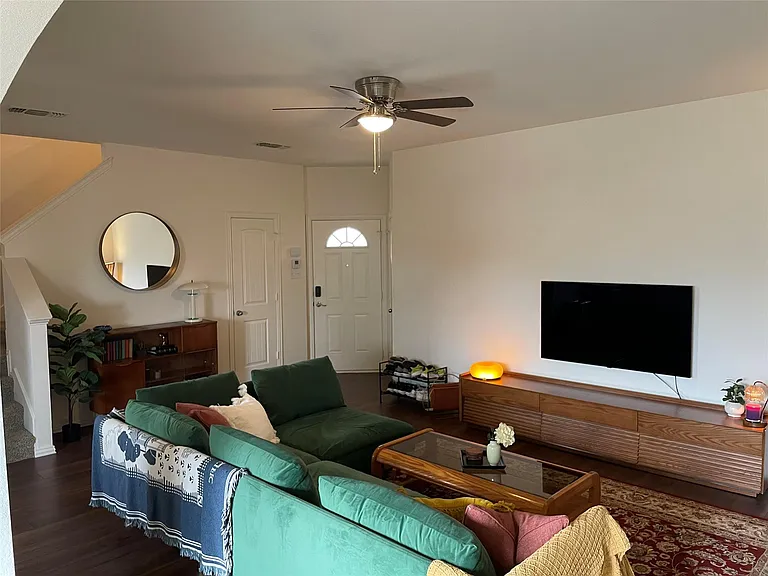 233 Irick Ct — Photo 5