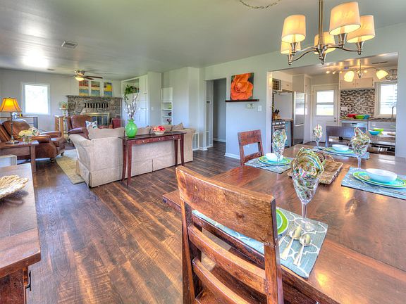 2nd image of 211 Antigone Dr