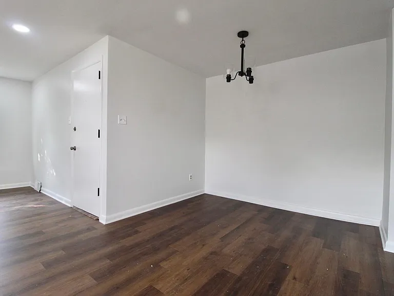 4422 Bloomfield Ave #2 — Photo 3