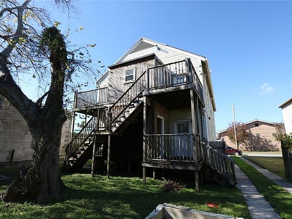 5th image of 3923-25 Eagle St