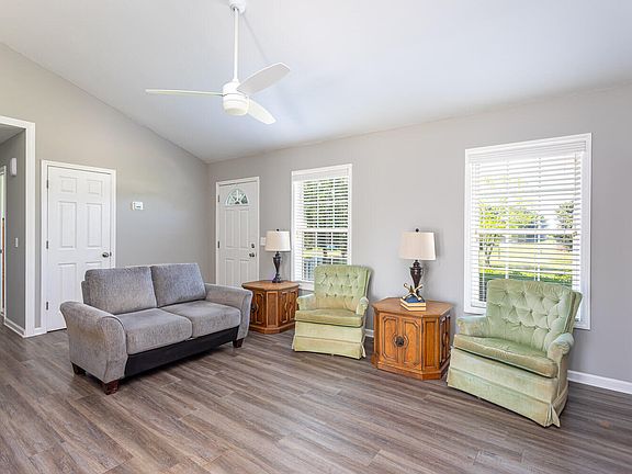 4th image of 6124 Southwind Dr