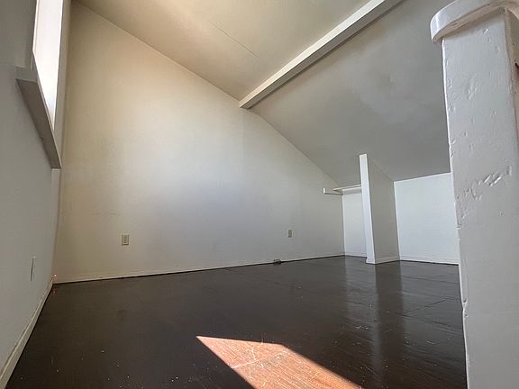 4th image of 343 W Summit Ave APT 4