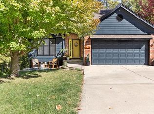 4421 NW Indian Ln, Riverside, MO 64150