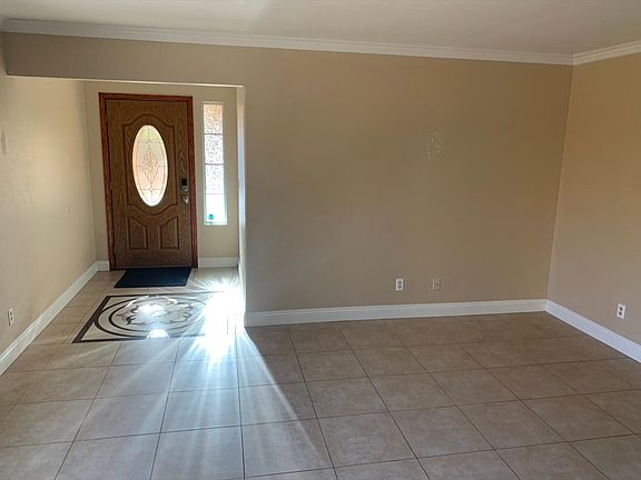 4th image of 9500 Hershey Ln