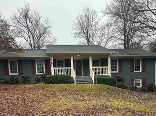 3744 Dunbarton Dr, Mountain Brook, AL 35223