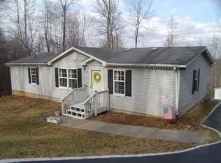 81 Ball Park Rd, Rocky Mount, VA 24151