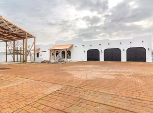 832 E Main St, Hermiston, OR 97838