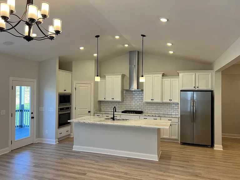 165 John T Alexander Blvd — Photo 2