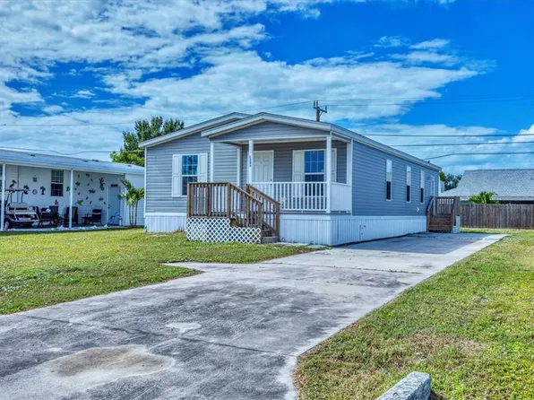 1386 Ibis Dr, Englewood, FL 34224