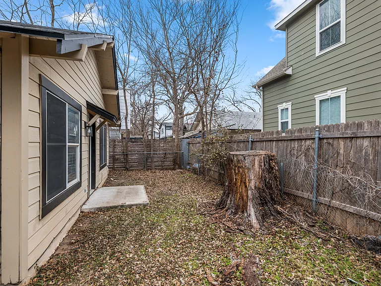 2408 Santa Rita St — Photo 35