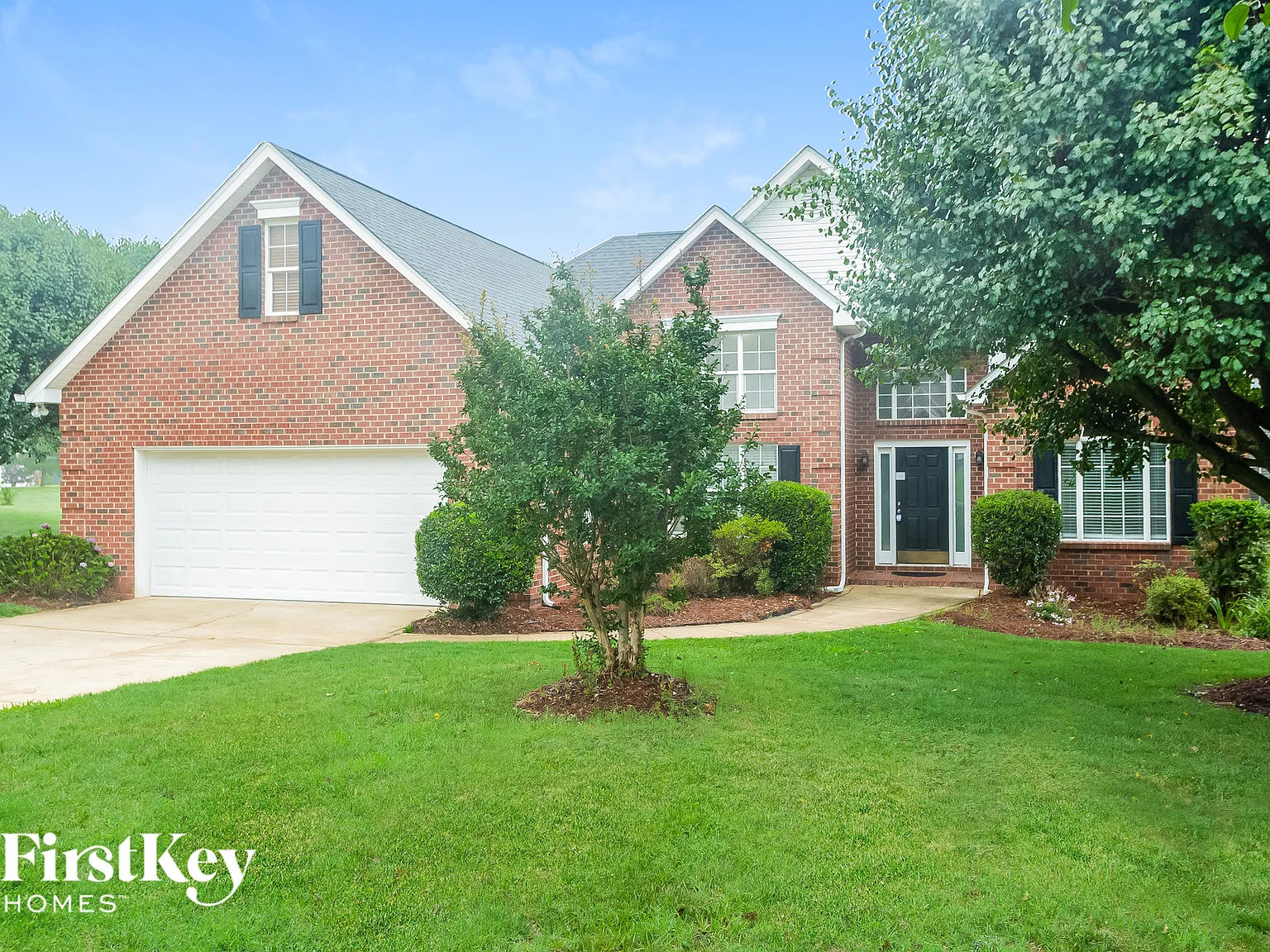 3 bed, 2.0 bath, 2022 sqft, $2,580 — Photo 2