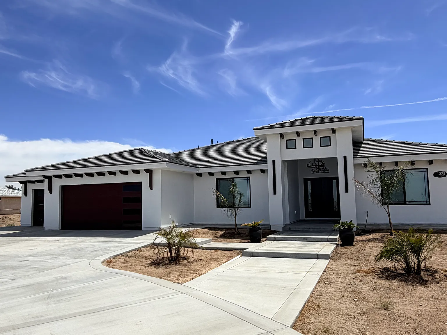 4 bed, 3700 sqft, $3,650 — Photo 3