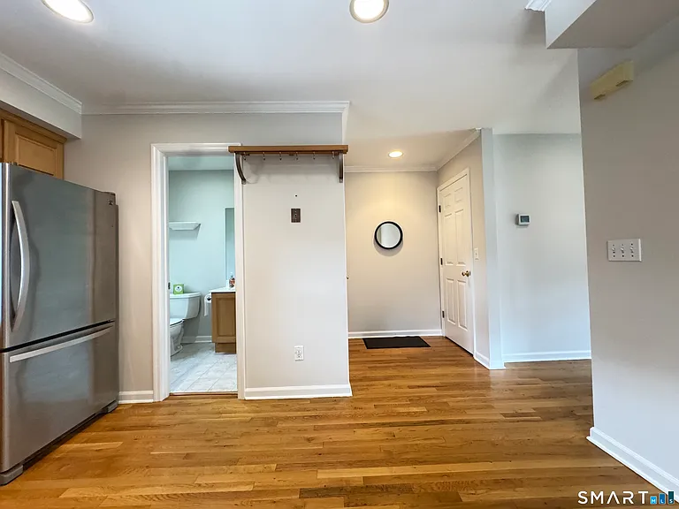 17 Glenwood Ave #A — Photo 7
