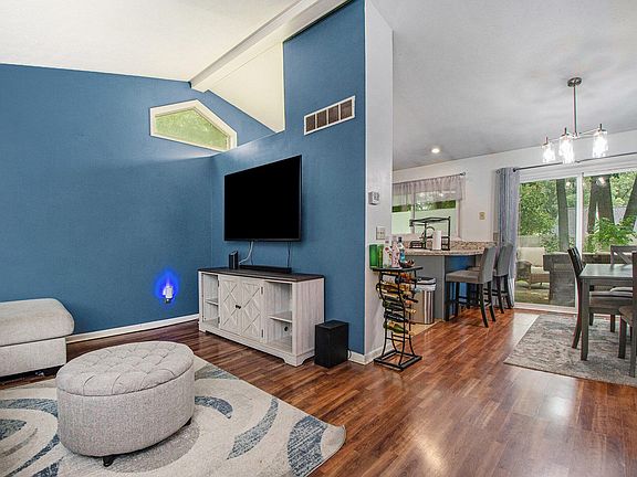 5th image of 4738 Summer Creek Ln SE