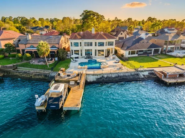 3806 Walden Estates Dr, Montgomery, TX 77356