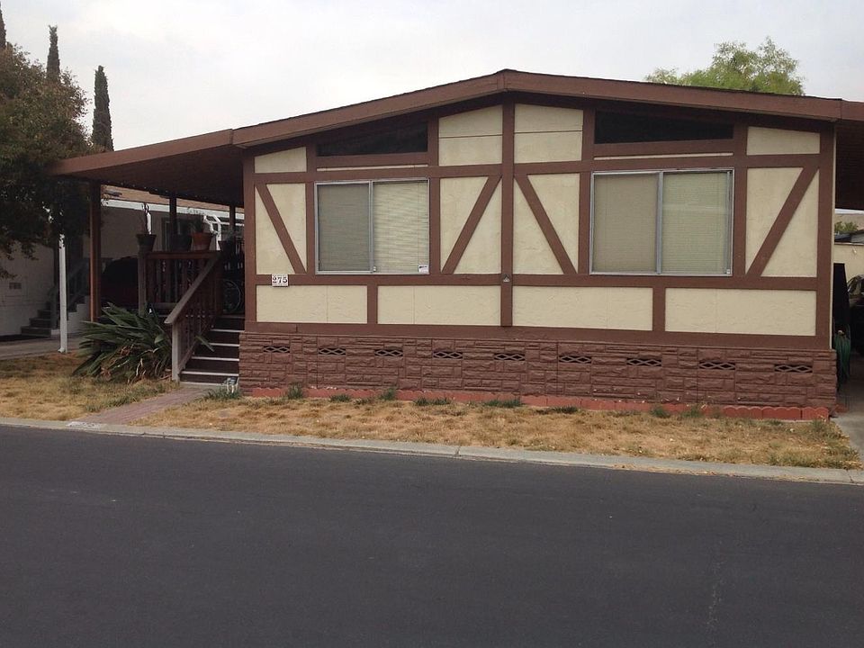 1st image of 275 Chateau La Salle Dr