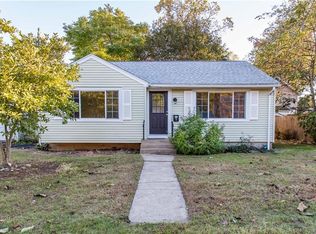 58 Ninigret St, Warwick, RI 02889