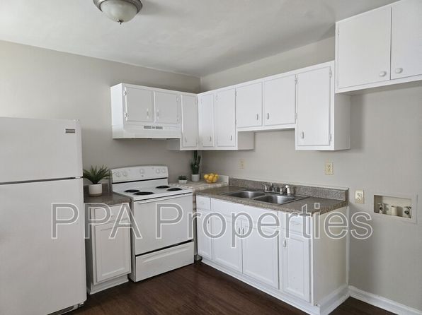 2231 Summit St APT B