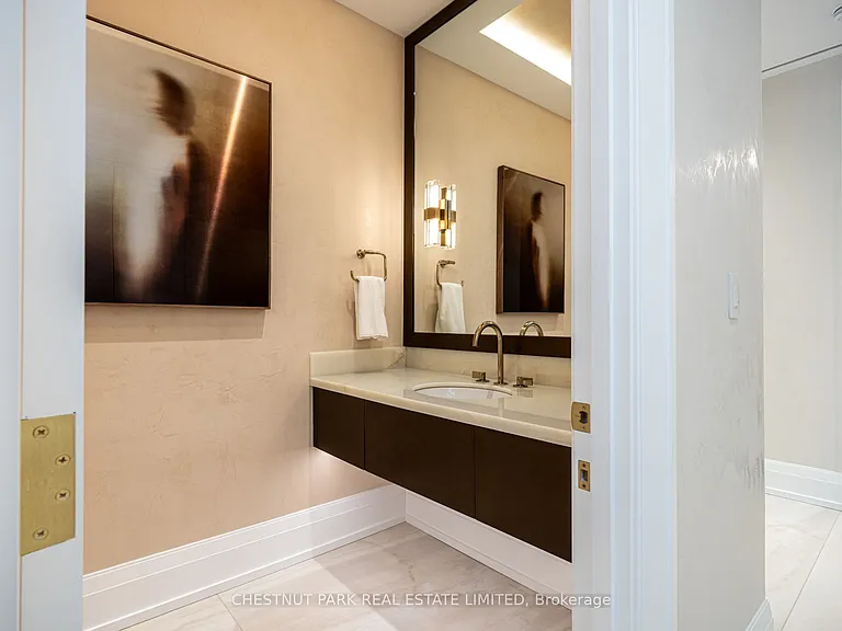 77 Clarendon Ave #302 — Photo 14