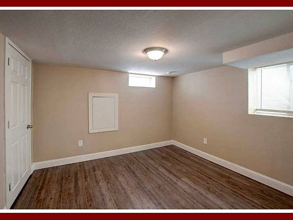 4th image of 3211 N Glencoe St #2115056