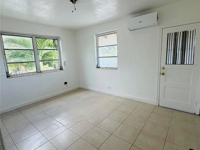 756 N 17th Ave #15 — Photo 12