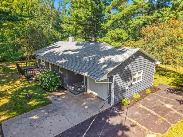 3136 Flintville Rd, Green Bay, WI 54313