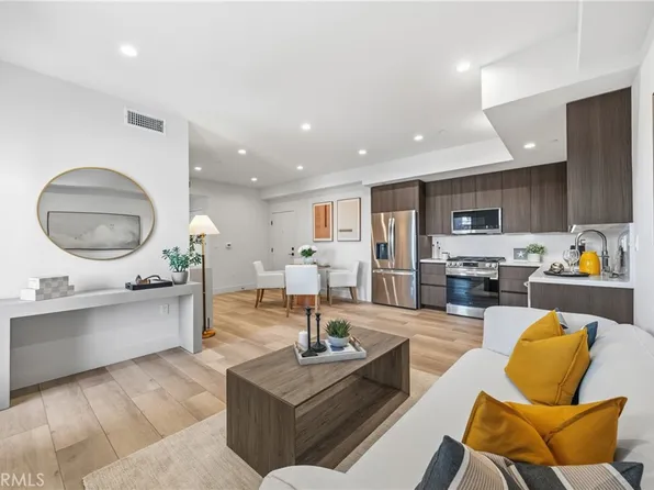 150 S Oak Knoll Ave, Pasadena, CA