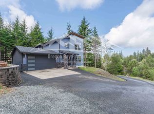 2229 Timberline Dr, Coos Bay, OR 97420